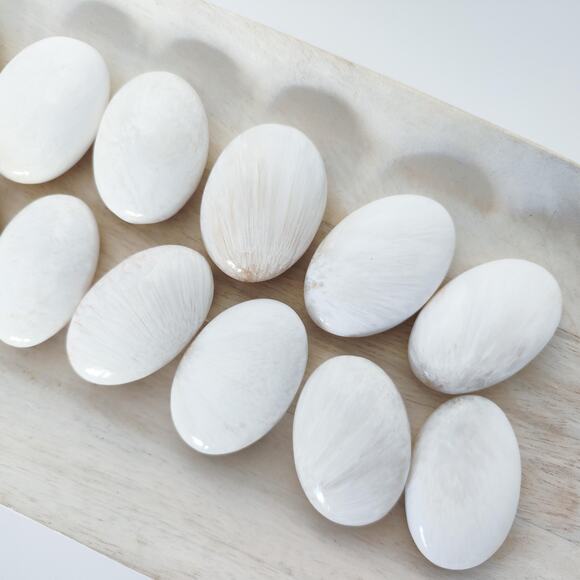 YOU PICK Scolecite Palm Stone Healing Crystals - Picture 2 of 10